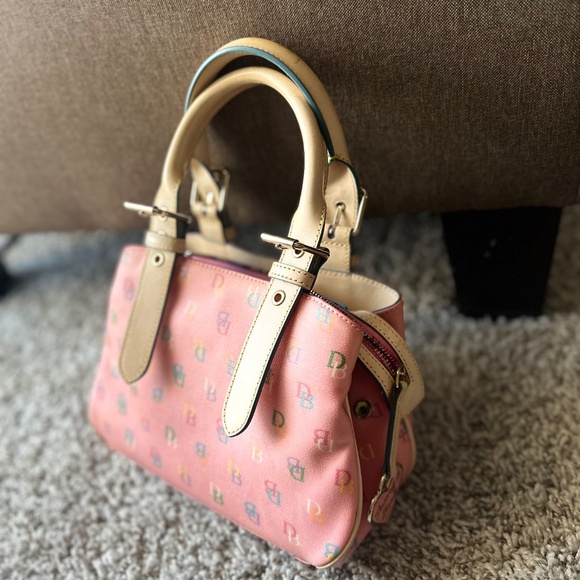 Dooney shoulder bag - Picture 5 of 5